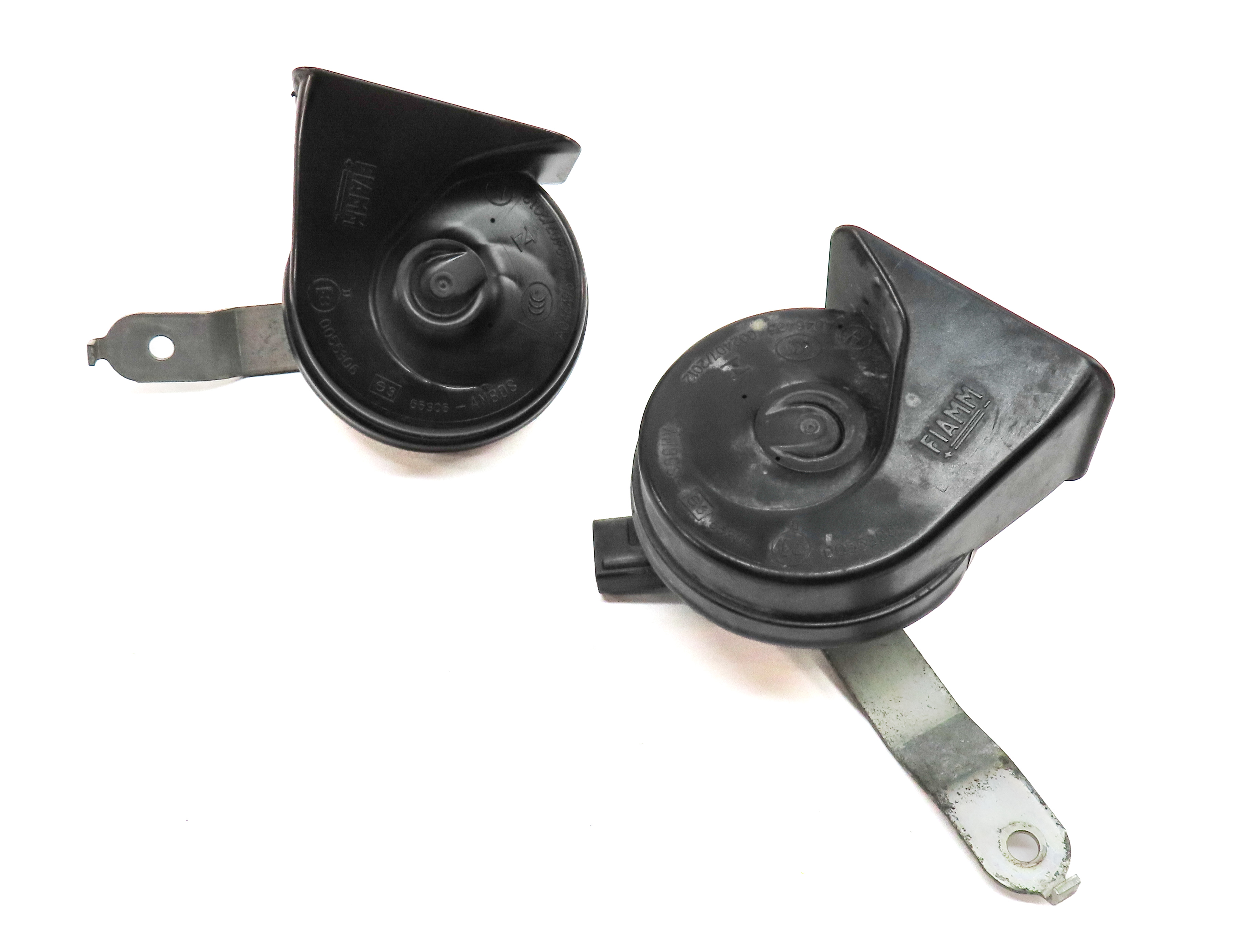2011-2018 BMW X3 X4 (F25 F26) HIGH & LOW TONE SAFETY HORN SET-2 — exact item pictured